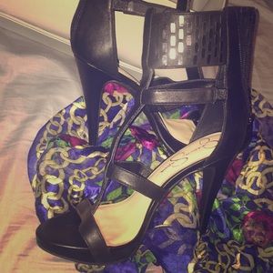Black Jessica Simpson heels